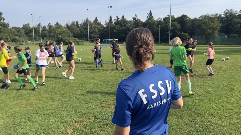 Erfolgreiche Schulprojektwoche der FSSV-Frauen mit dem Humboldt-Gymnasium